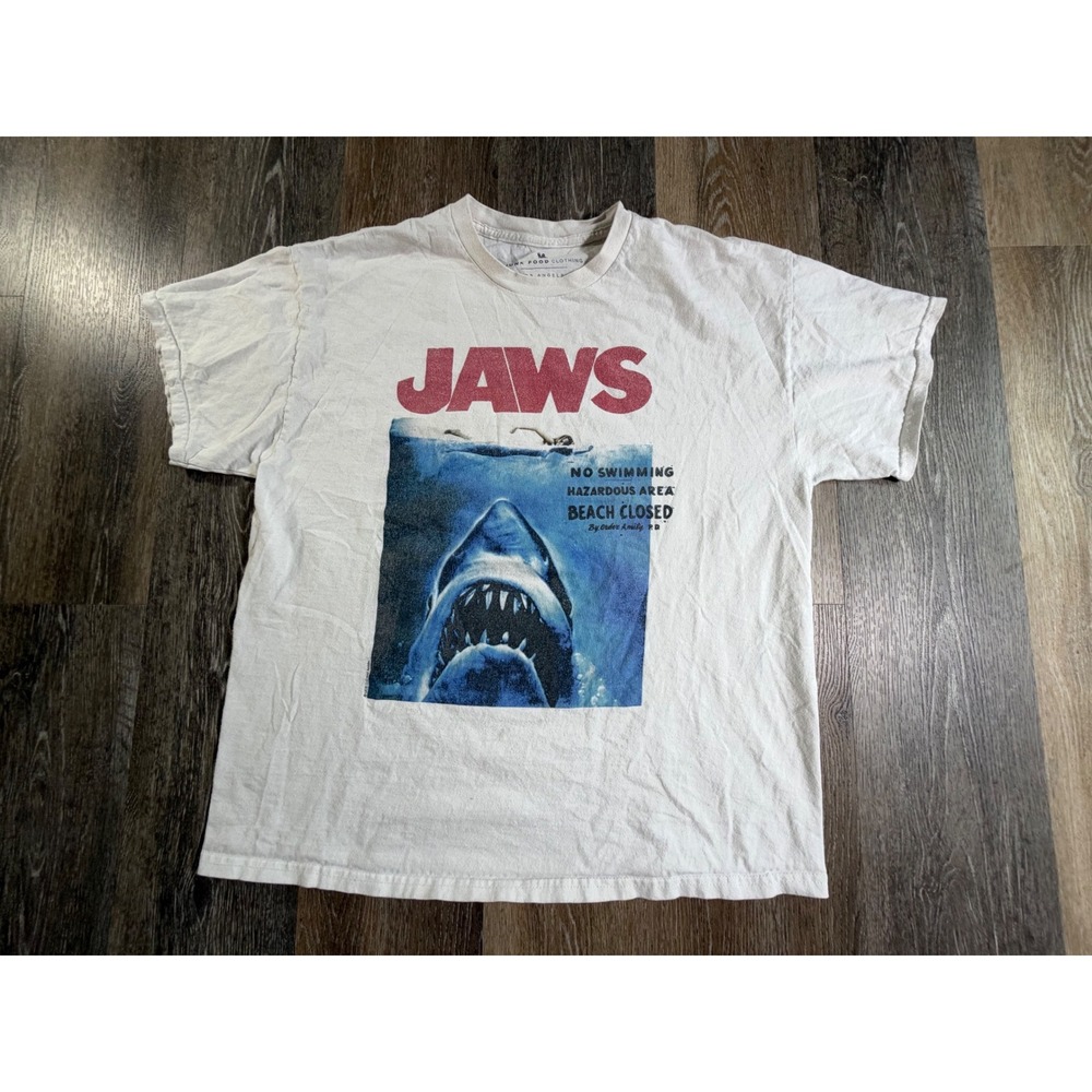 Junk Food Clothing Jaws Graphic T-Shirt Mens L White Movie Poster Tee Short Slv